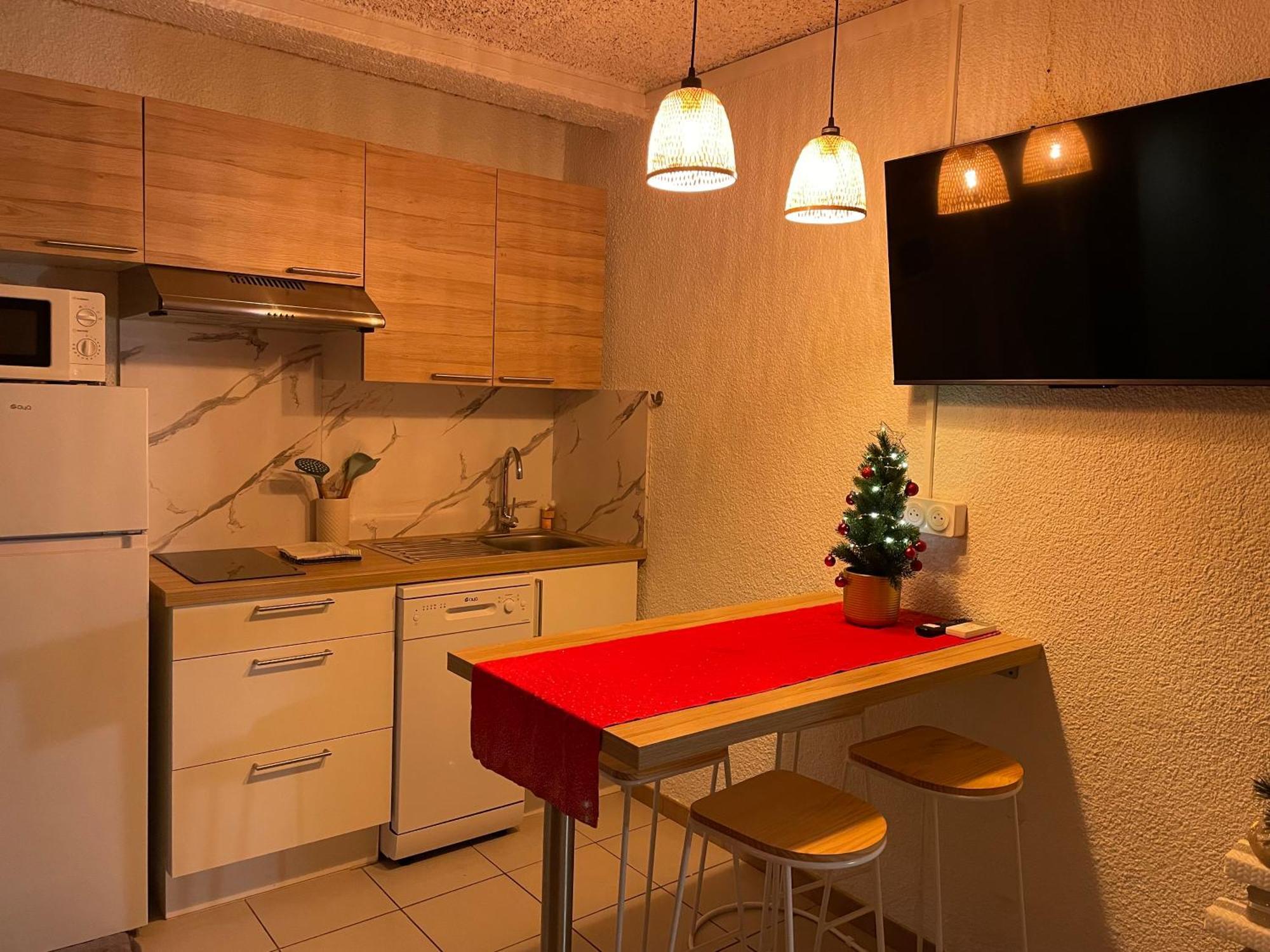 Studio Cosy A 300M De La Mer, Face Aux Festivals, Derriere La Night Life Le Barcarès エクステリア 写真