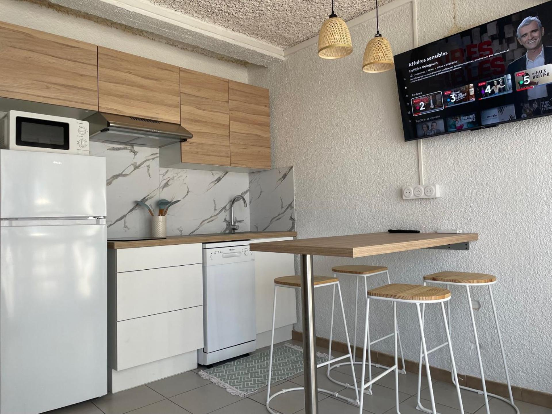 Studio Cosy A 300M De La Mer, Face Aux Festivals, Derriere La Night Life Le Barcarès エクステリア 写真
